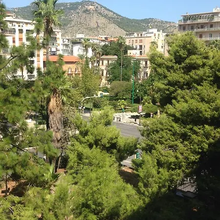 Bed & Breakfast Al Giardino Inglese Palermo