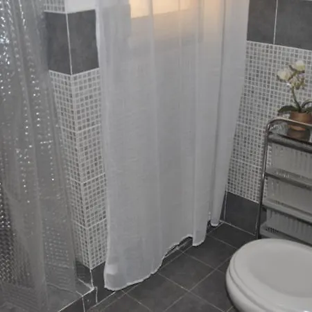 Al Giardino Inglese Bed & Breakfast